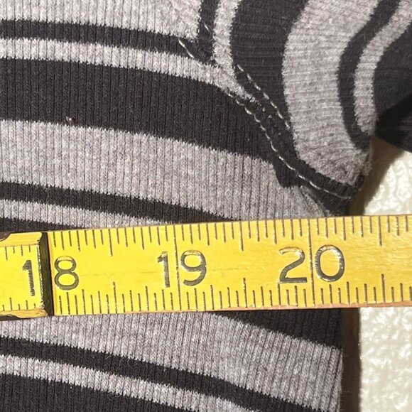 Twist Tees Size 2 Oversized Gray Black Striped V-neck Long Sleeve Top Stretch - Picture 13 of 16
